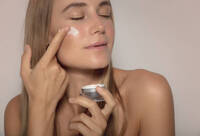 Фотографія Категорії Догляд за чутливою пошкодженою шкірою