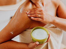 Фотографія Категорії Для живлення та зволоження тіла