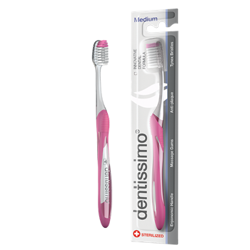 Зубна щітка Dentissimo Medium середньої жорсткості